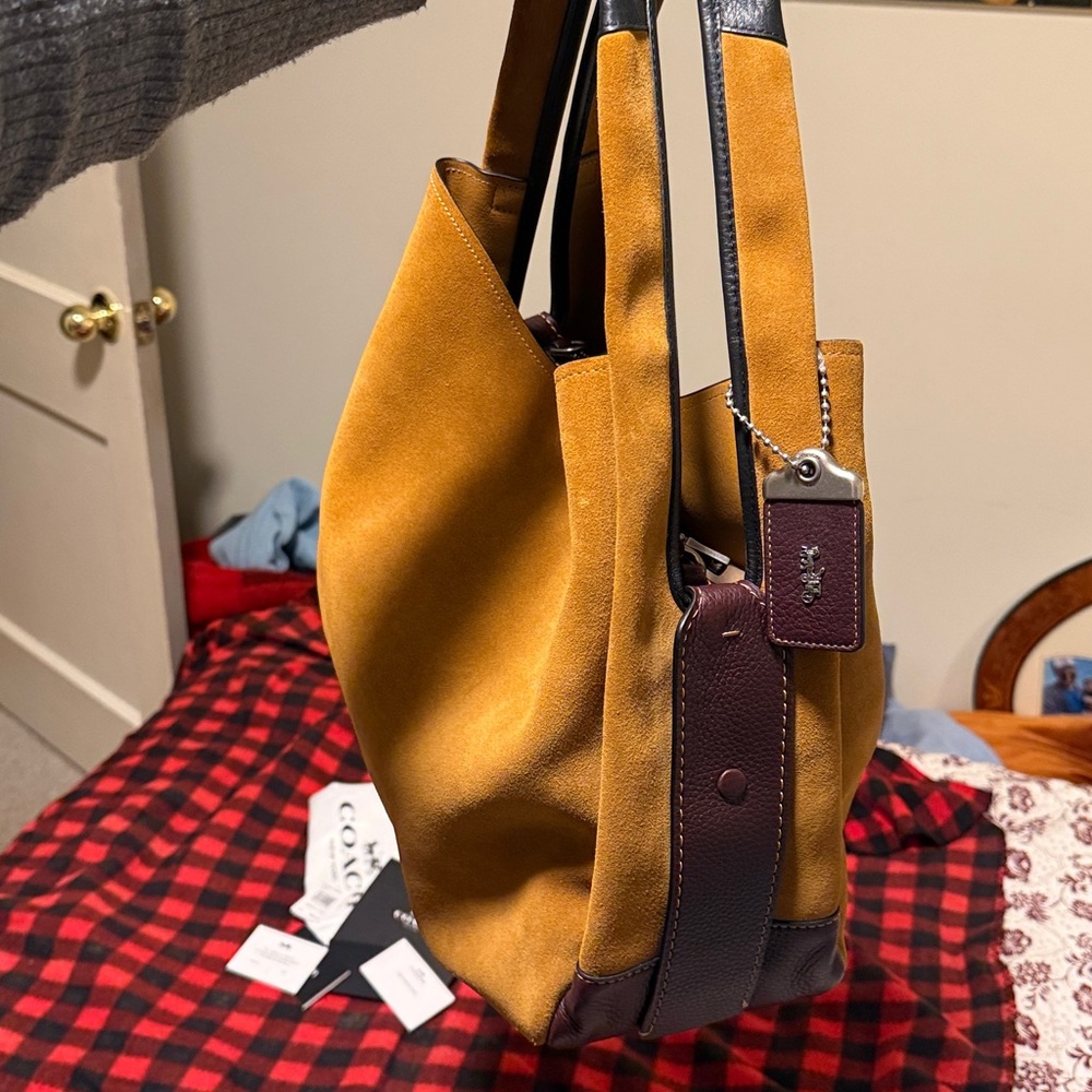 Coach Bandit Hobo 39 1941 Collection #87575 EUC - Picture 4 of 11